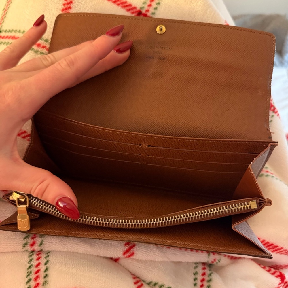 Louis Vuitton Dark Brown Monogram Clutch - Picture 10 of 15